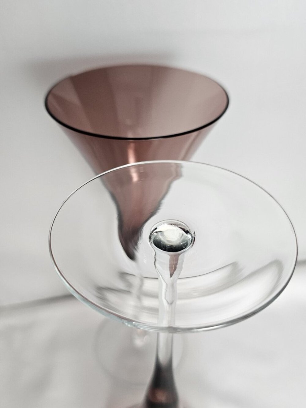 Pottery Barn Amethyst Wine Glasses 9" Bijoux stemmed goblet set/2 elegant flutes - Picture 12 of 12